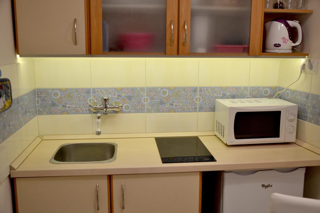 Magnolia Terazze Street Parking Apartment Boedapest Buitenkant foto