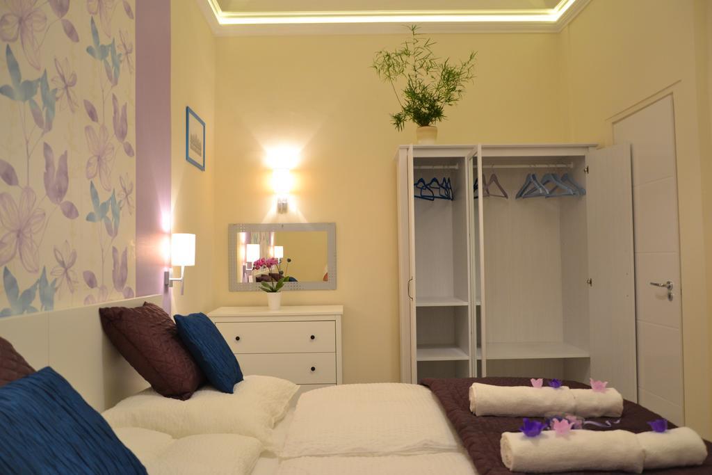 Magnolia Terazze Street Parking Apartment Boedapest Buitenkant foto