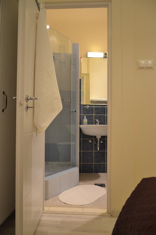 Magnolia Terazze Street Parking Apartment Boedapest Buitenkant foto